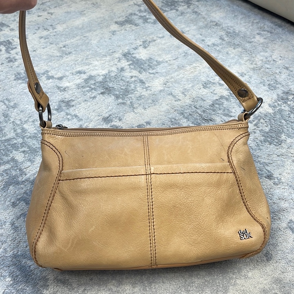 SOLD The Sak Scotch Iris Tan Beige Leather Hobo Shoulder Bag Minimalist Casual - Picture 2 of 16